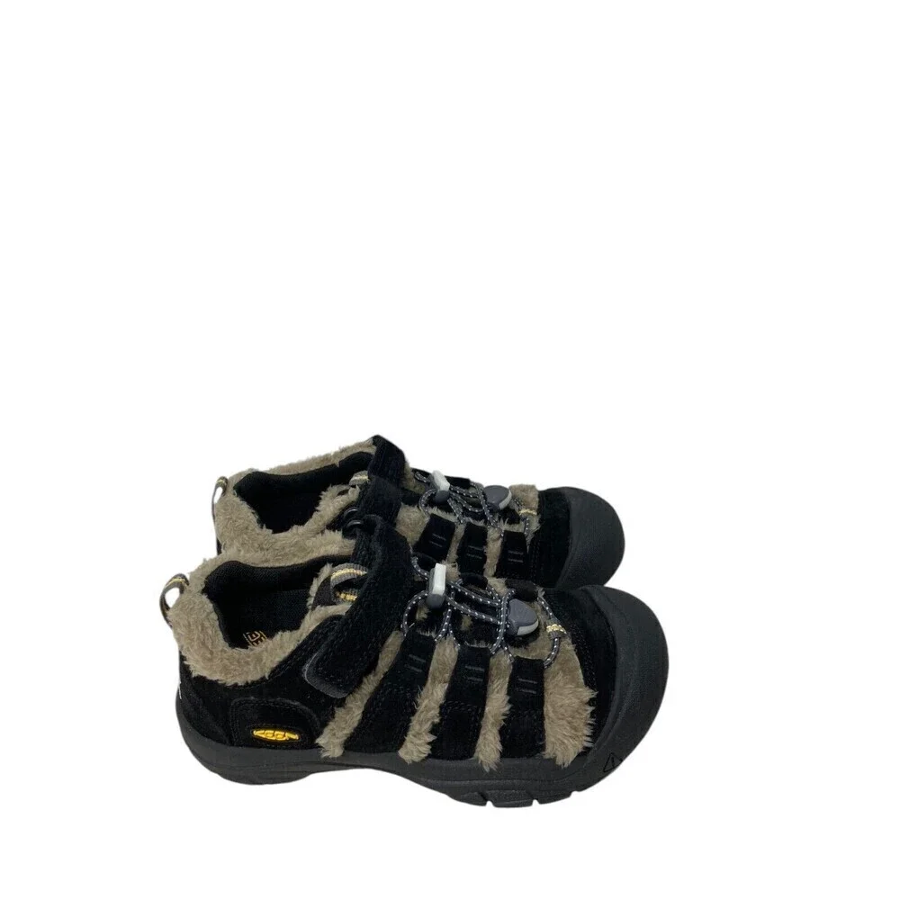 Keen Newport Shoe Youth Size 2 US Black TPS Big Foot Gold
